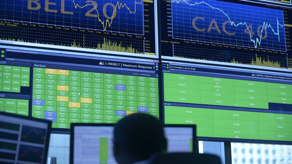 الأسهم الأوروبية تستقر في المنطقة الخضراء مع حالة عدم اليقين التجاري