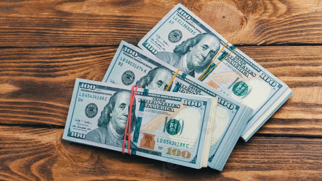 الدولار في بغداد.. مزيد من الانخفاض