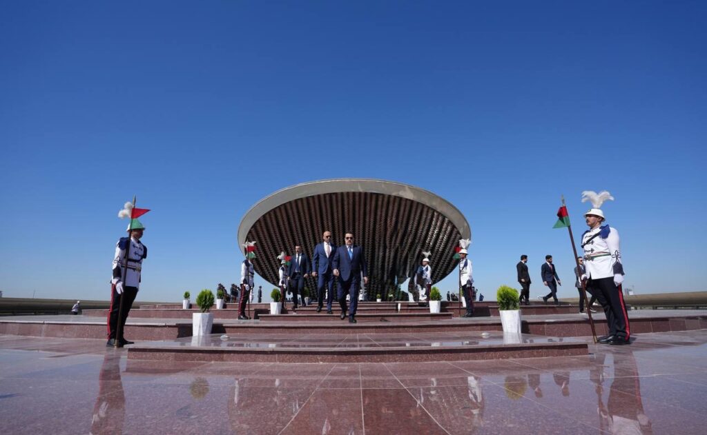 لمدة أسبوع.. السوداني يوجه جميع الوزارات والمؤسسات والدوائر المعنية بالاستمرار في مظاهر الاحتفال بالعيد الوطني العراقي