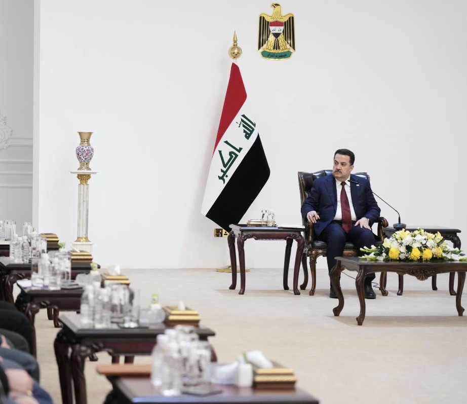 رئيس الوزراء يؤكد أهمية تلبية تطلعات المواطنين في فرص العمل والنسب الواضحة لتراجع الفقر